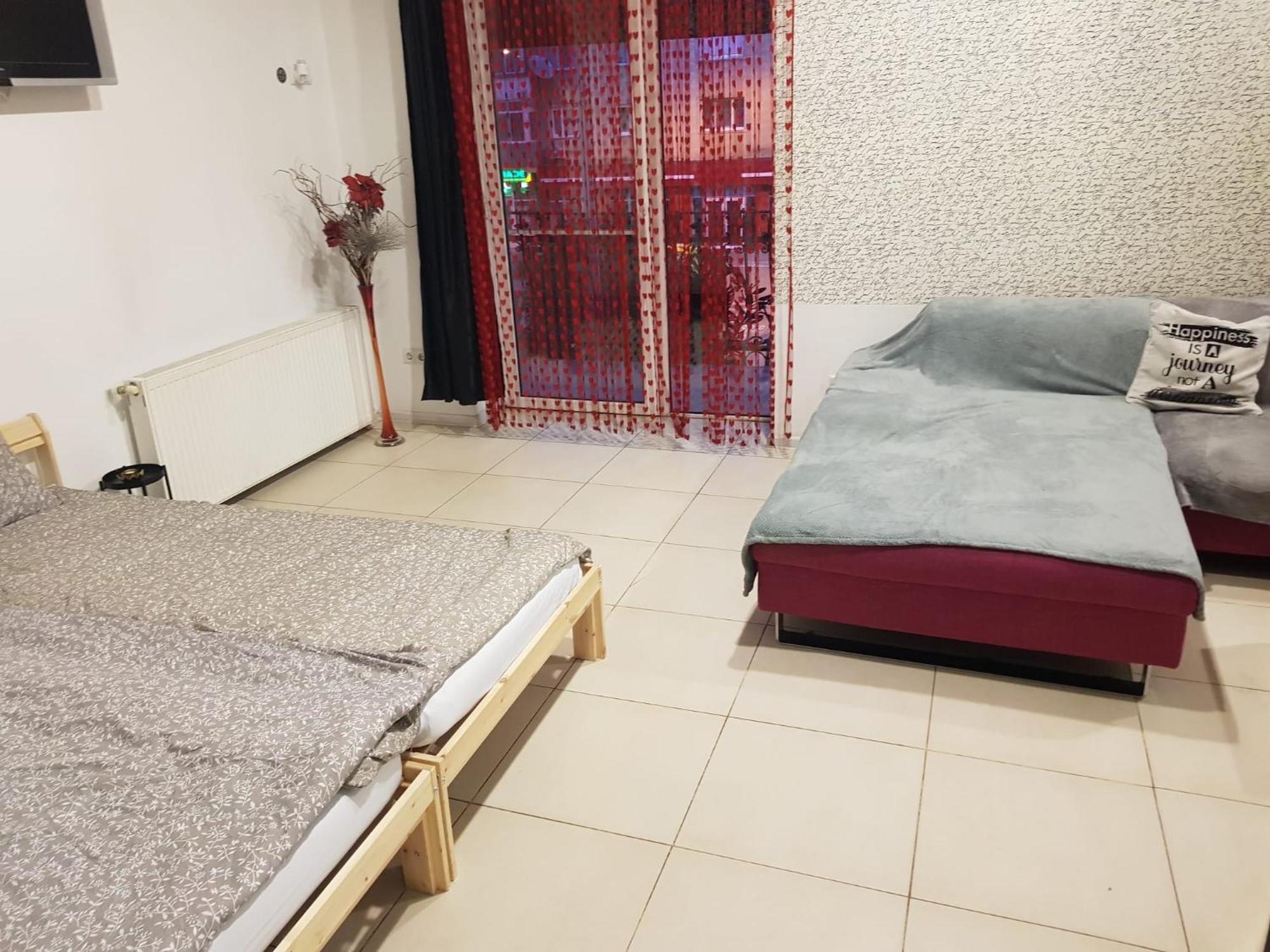 Апартаменты Apartament Josefin Тимишоара Экстерьер фото