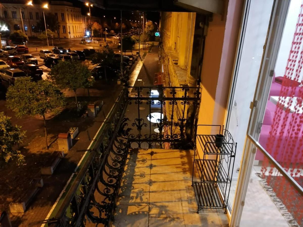 Апартаменты Apartament Josefin Тимишоара Экстерьер фото